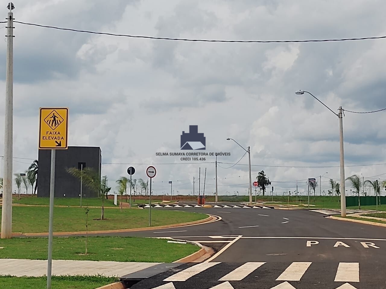 Terreno / Lote / Condomínio à venda, 200m² — foto 13 de 15