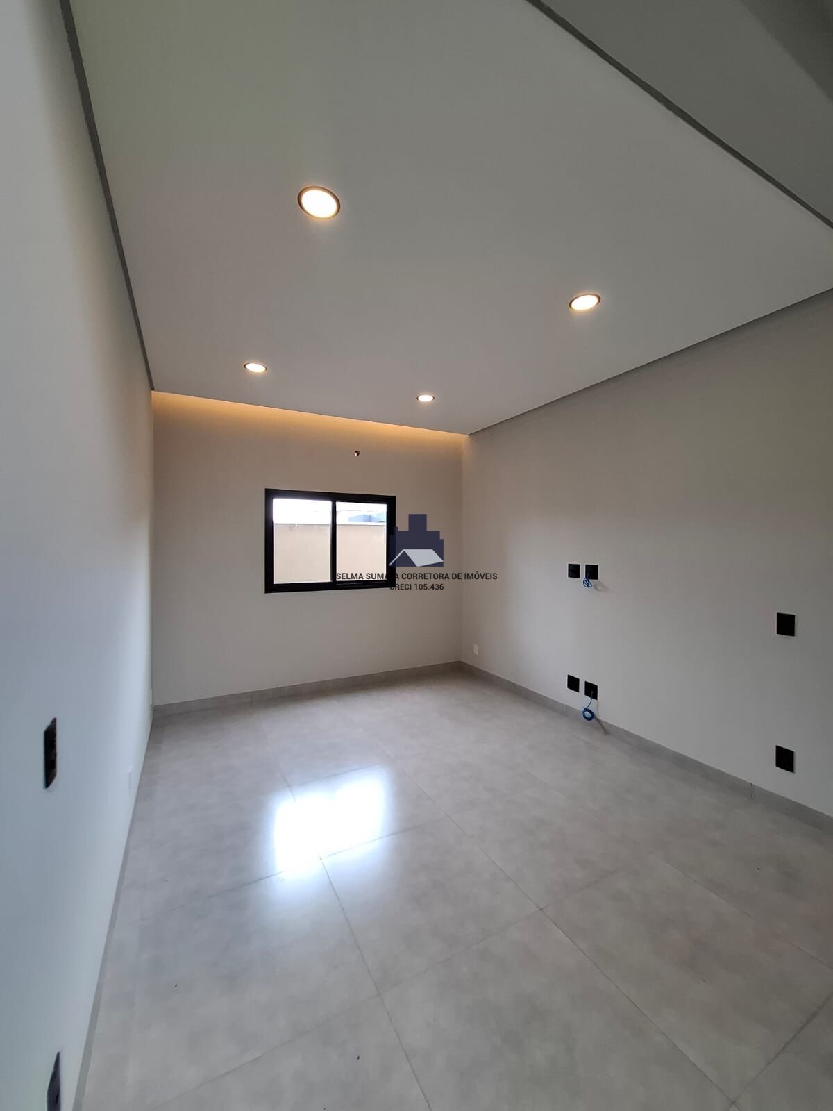 Casa de Condomínio com 3 quartos à venda, 250m² — foto 7 de 31