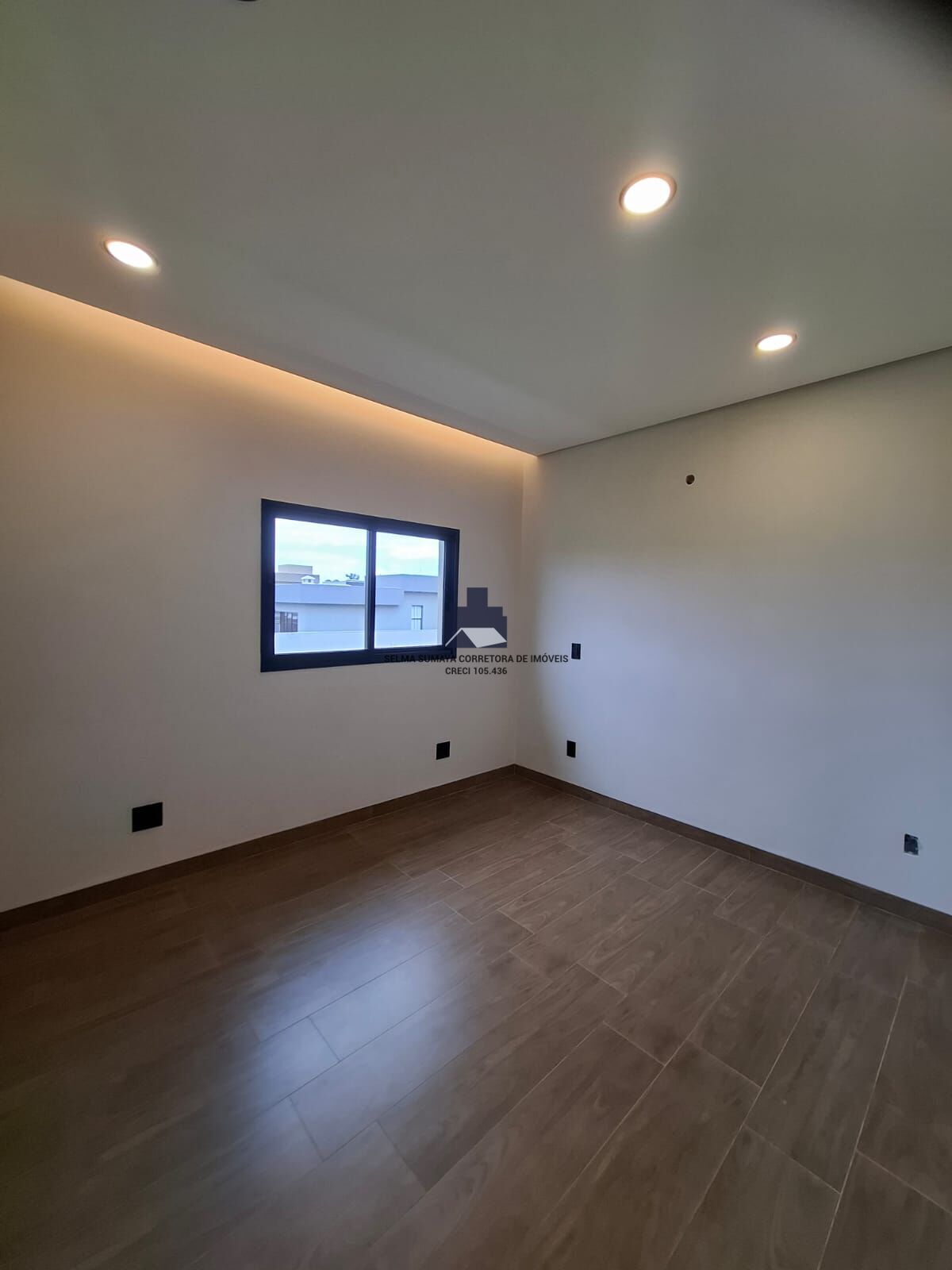 Casa de Condomínio com 3 quartos à venda, 250m² — foto 27 de 31