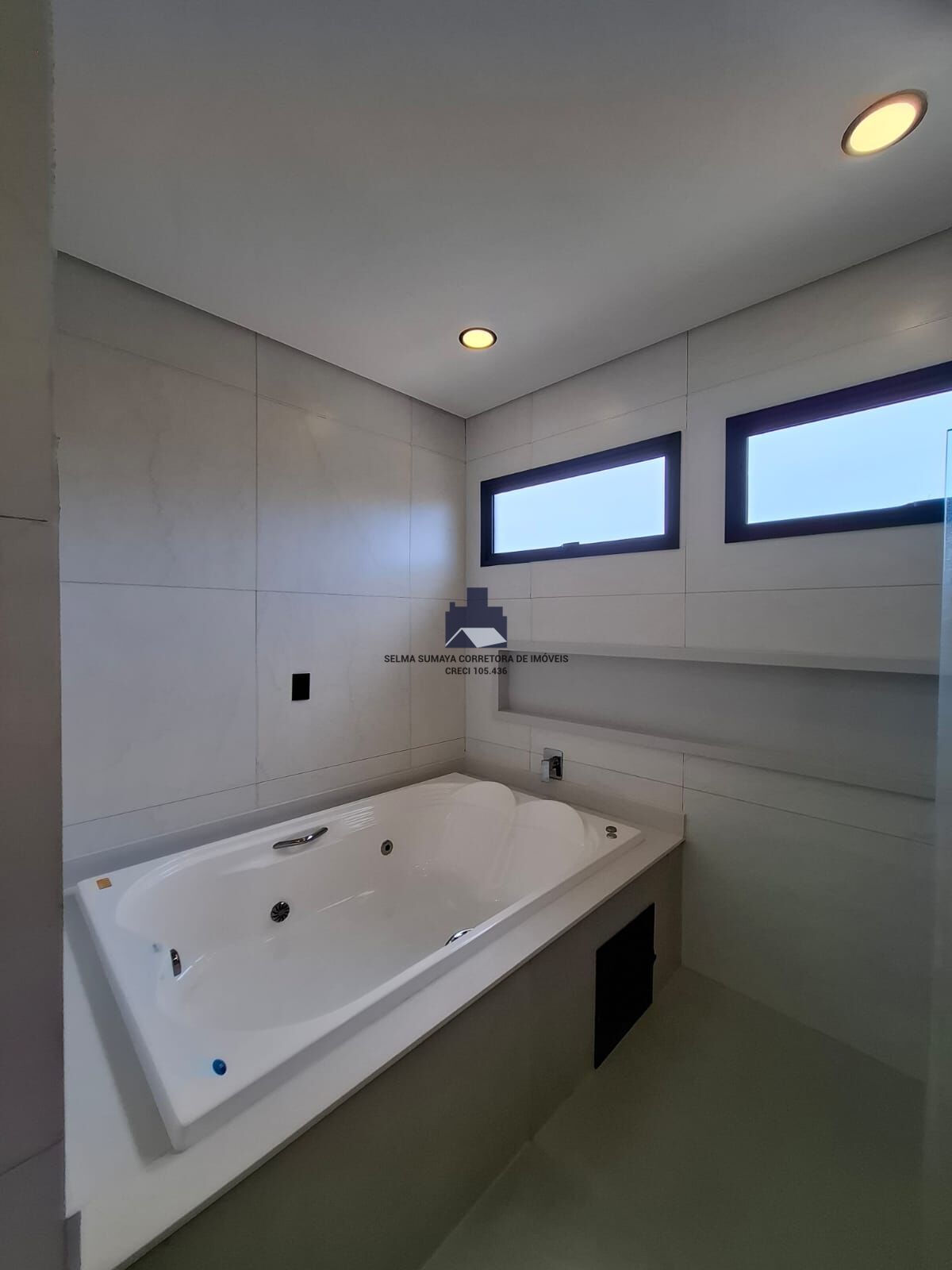Casa de Condomínio com 3 quartos à venda, 250m² — foto 21 de 31