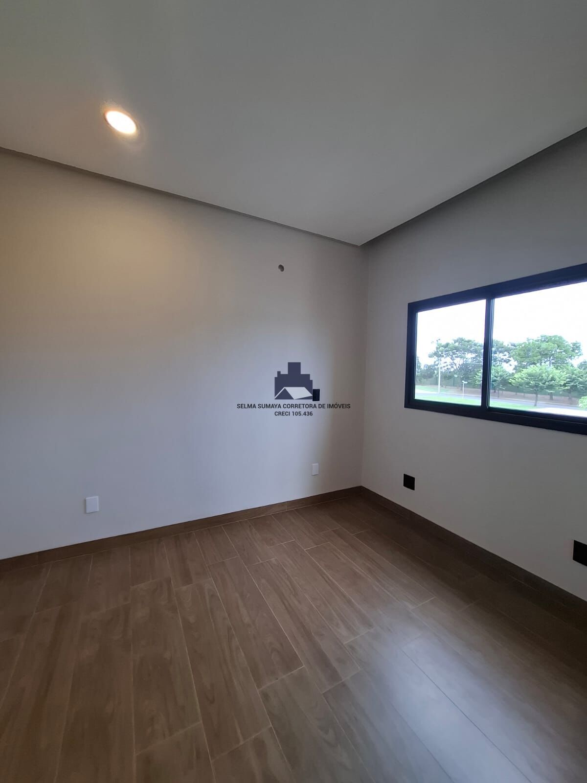 Casa de Condomínio com 3 quartos à venda, 250m² — foto 10 de 31
