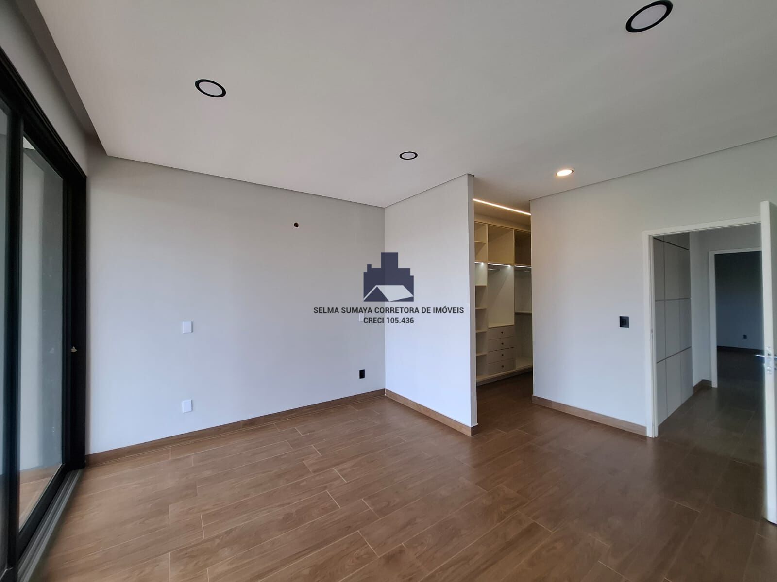 Casa de Condomínio com 3 quartos à venda, 250m² — foto 26 de 31
