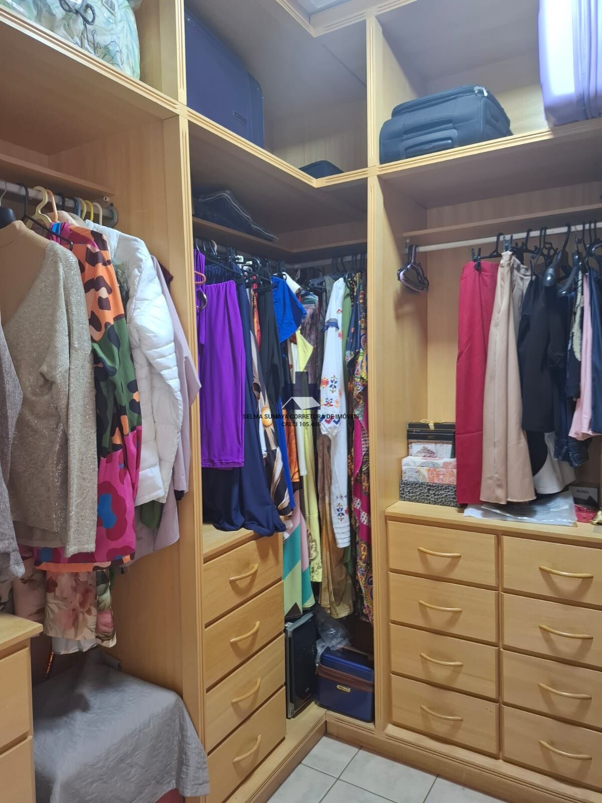 Casa com 4 quartos à venda, 372m² — foto 16 de 28