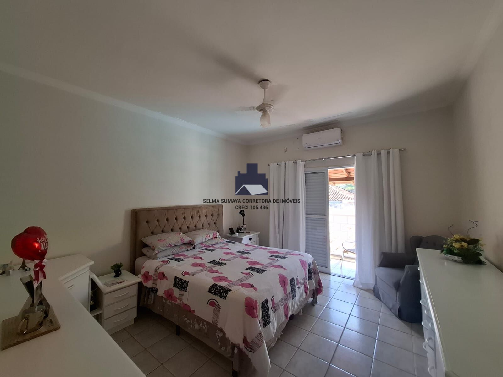 Casa com 4 quartos à venda, 372m² — foto 17 de 28