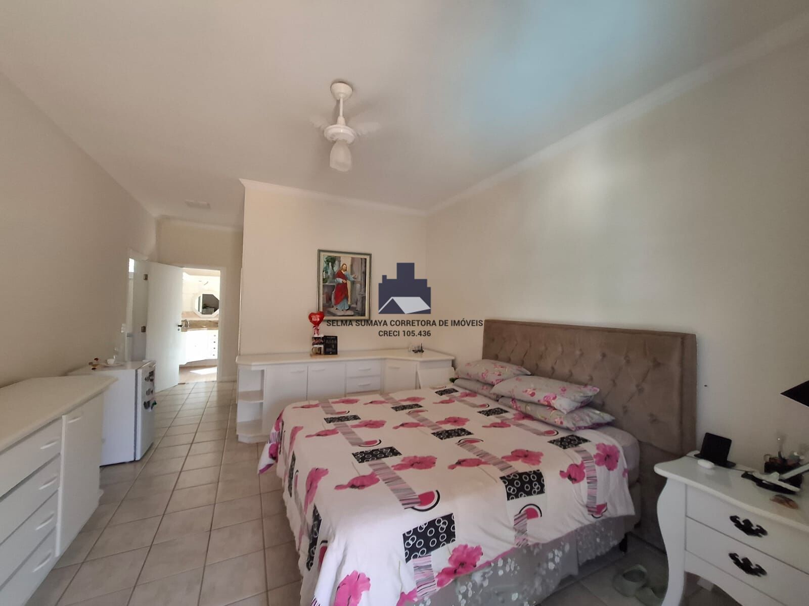Casa com 4 quartos à venda, 372m² — foto 23 de 28