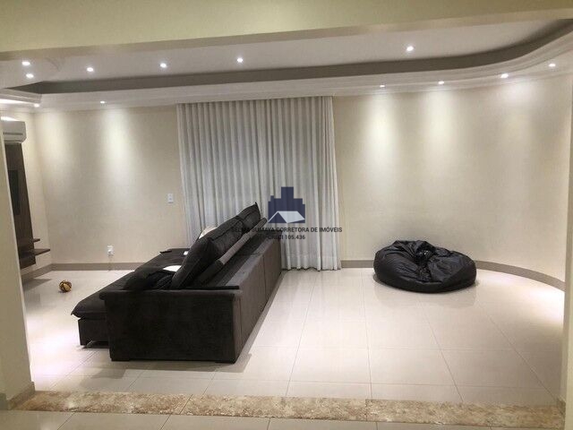 Casa com 3 quartos à venda, 300m² — foto 11 de 17