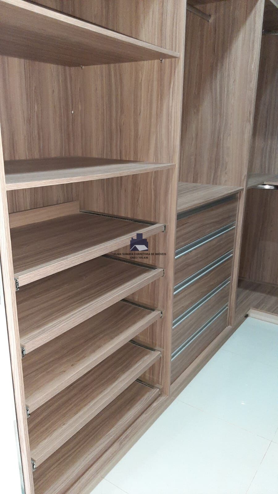 Casa de Condomínio com 3 quartos à venda, 230m² — foto 20 de 44