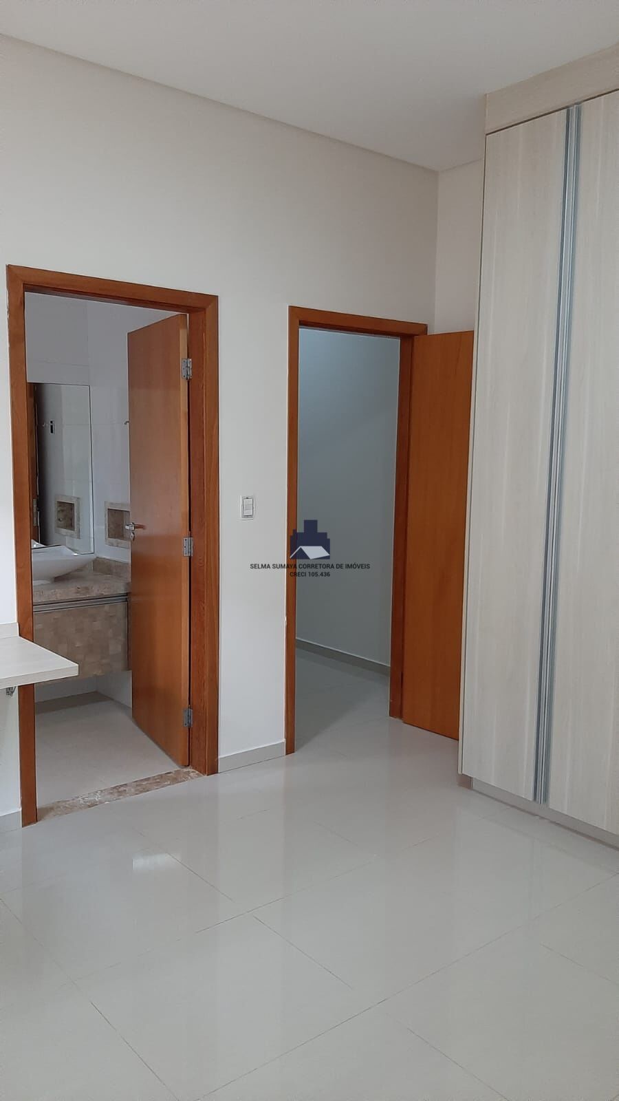 Casa de Condomínio com 3 quartos à venda, 230m² — foto 30 de 44