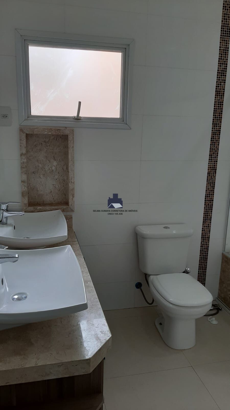 Casa de Condomínio com 3 quartos à venda, 230m² — foto 27 de 44