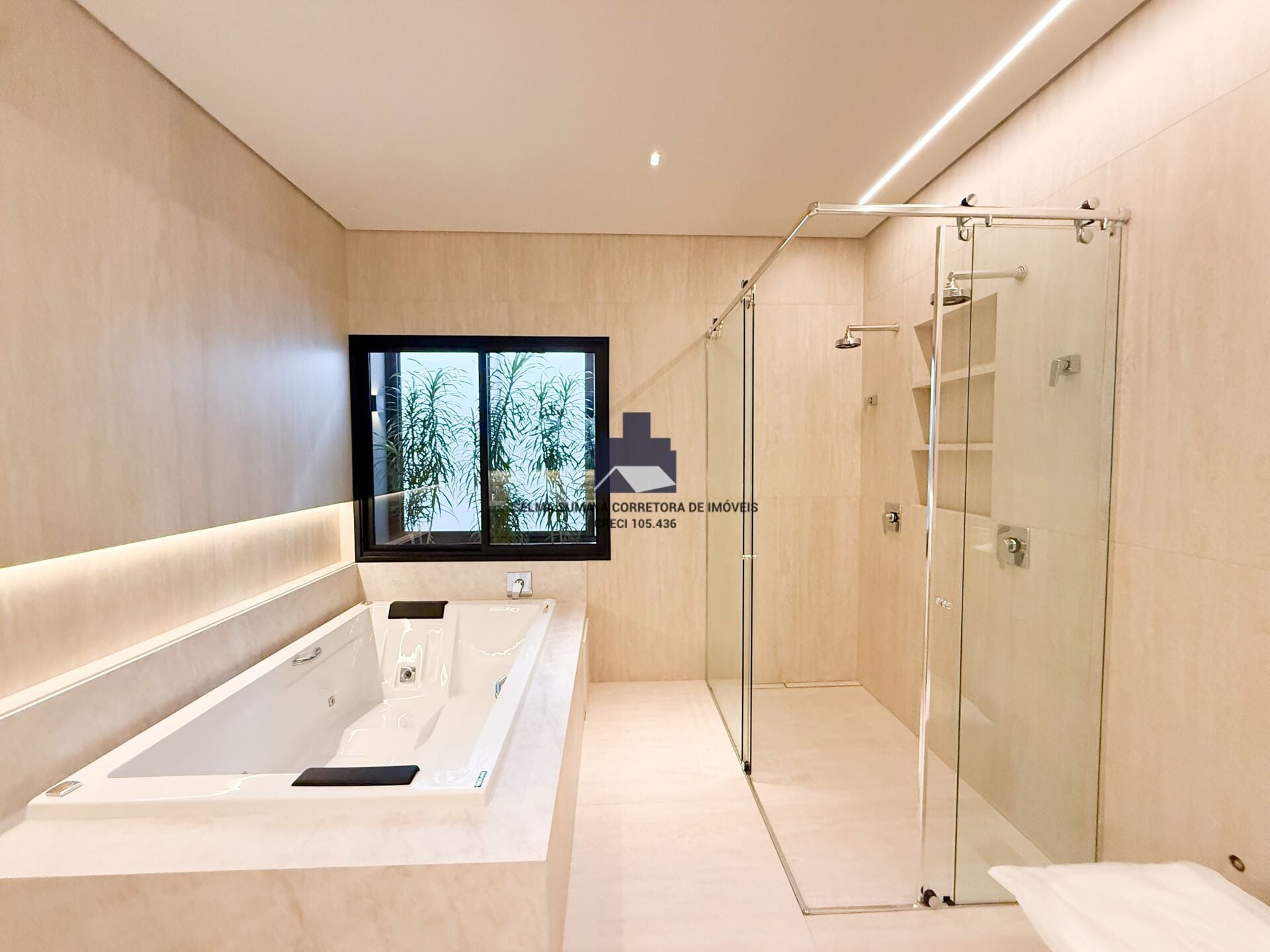 Casa de Condomínio com 4 quartos à venda, 330m² — foto 12 de 19