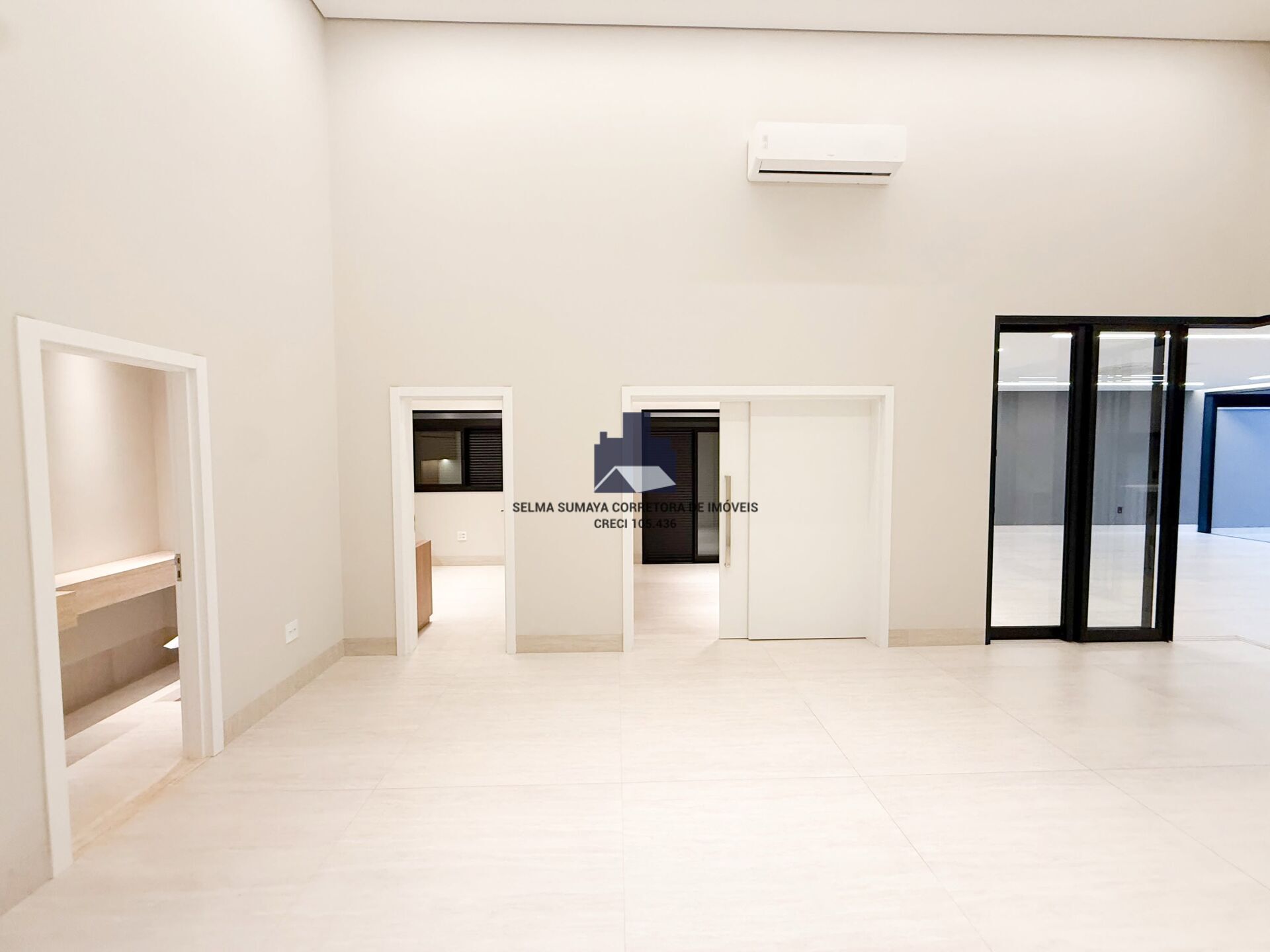 Casa de Condomínio com 4 quartos à venda, 330m² — foto 10 de 19