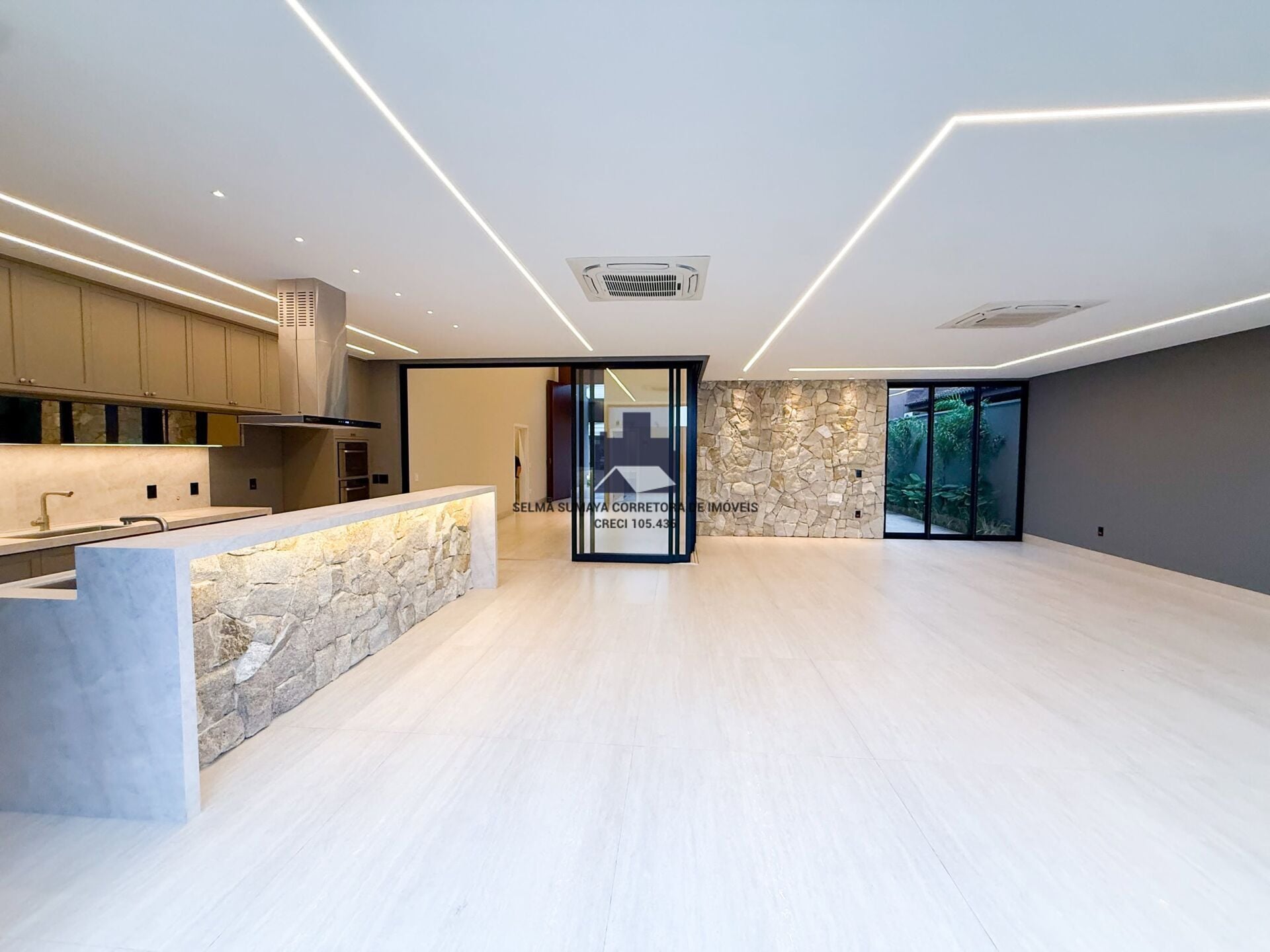 Casa de Condomínio com 4 quartos à venda, 330m² — foto 9 de 19