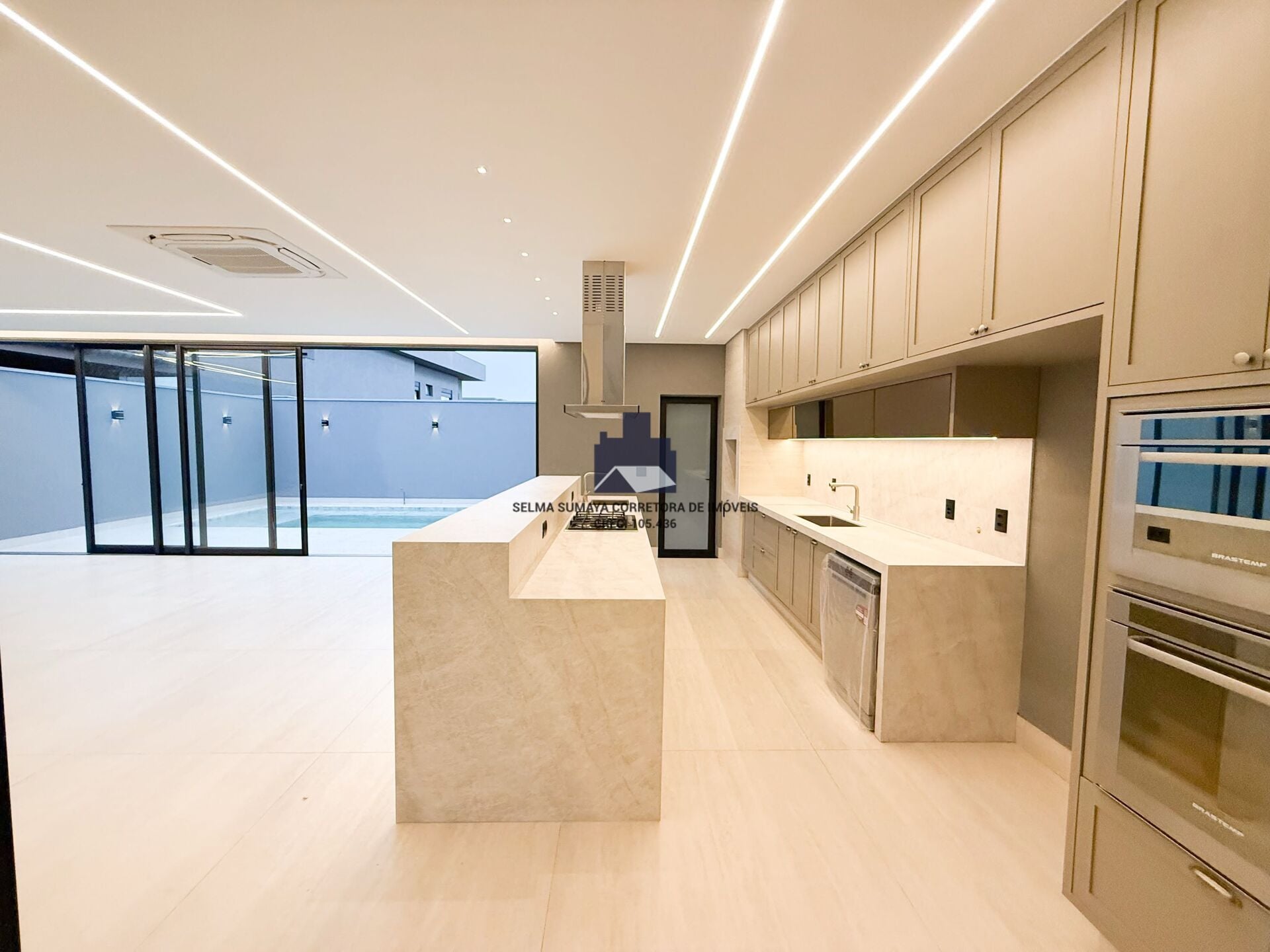 Casa de Condomínio com 4 quartos à venda, 330m² — foto 11 de 19