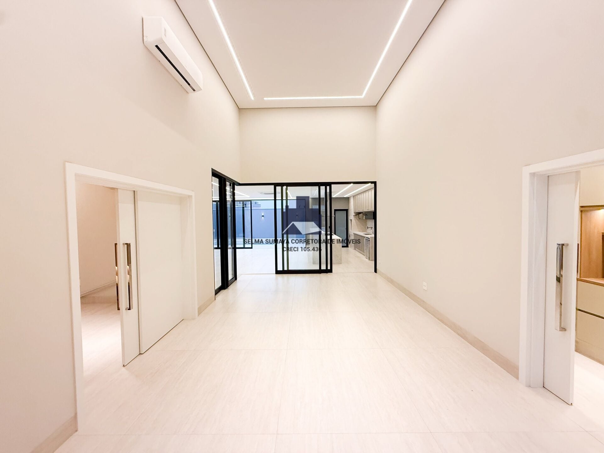 Casa de Condomínio com 4 quartos à venda, 330m² — foto 15 de 19