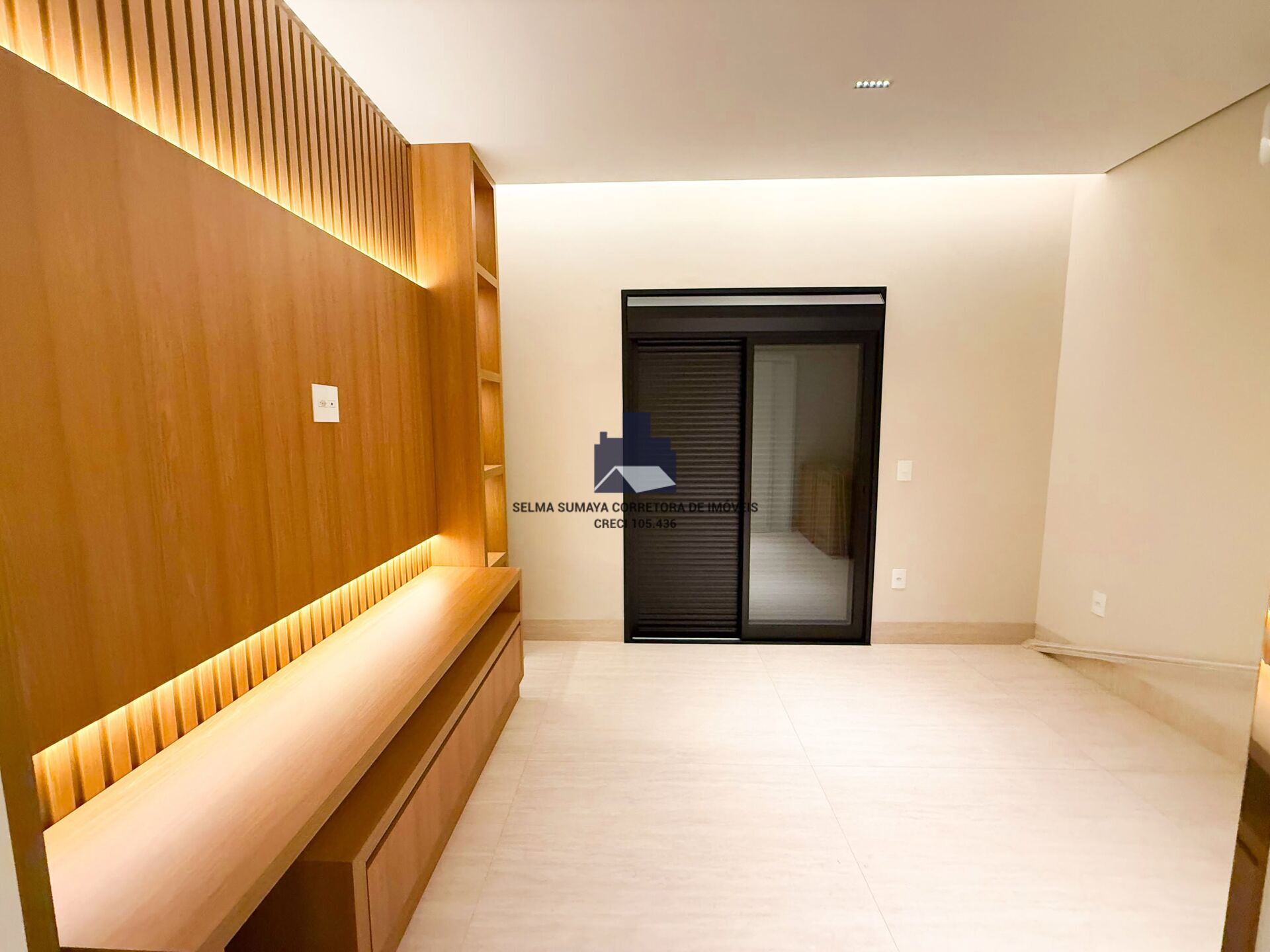 Casa de Condomínio com 4 quartos à venda, 330m² — foto 8 de 19