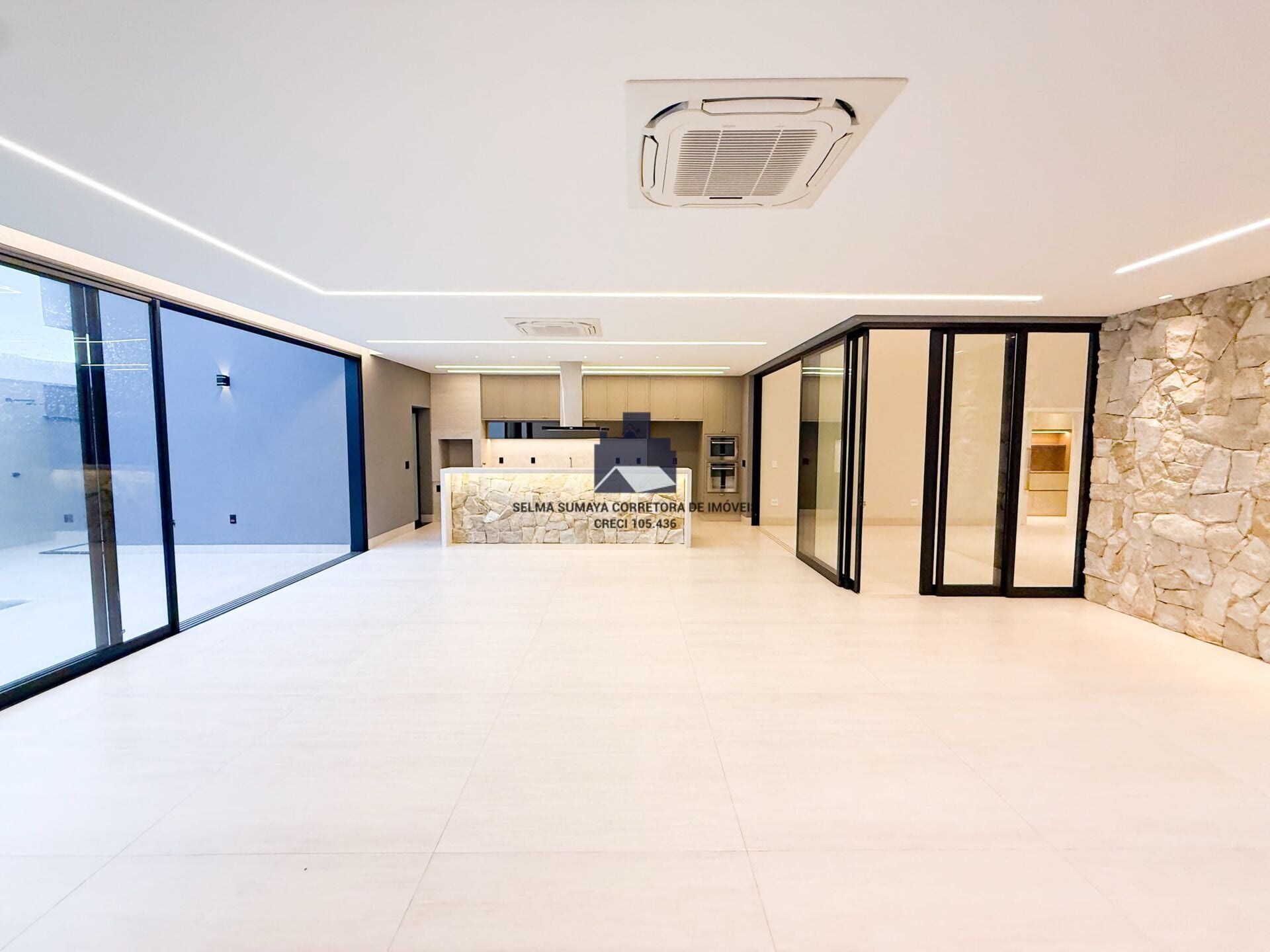 Casa de Condomínio com 4 quartos à venda, 330m² — foto 13 de 19