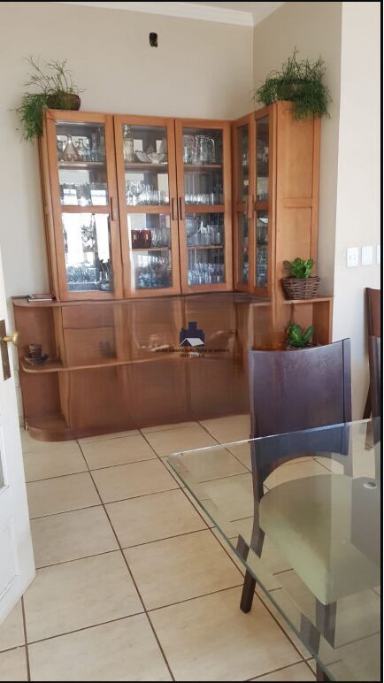 Casa com 3 quartos à venda, 270m² — foto 10 de 19