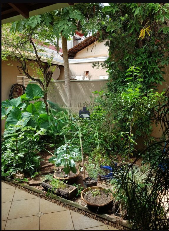 Casa com 3 quartos à venda, 270m² — foto 8 de 19