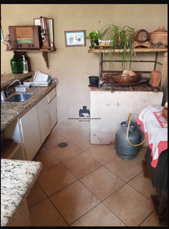 Casa com 3 quartos à venda, 270m² — foto 18 de 19