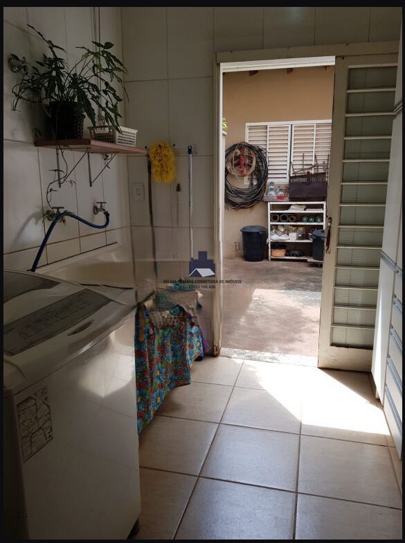 Casa com 3 quartos à venda, 270m² — foto 6 de 19