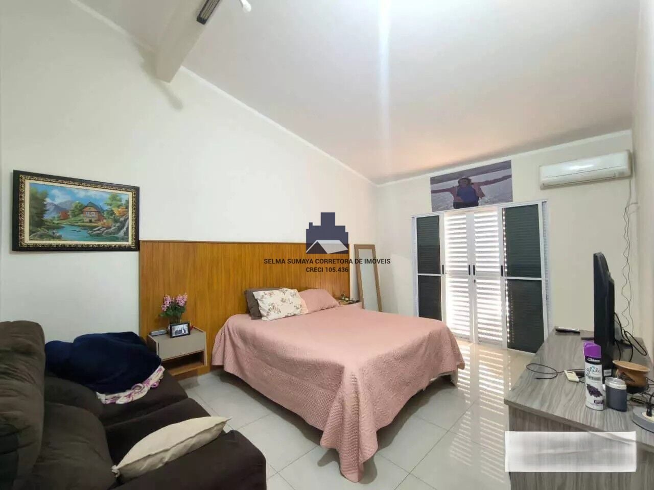 Casa com 3 quartos à venda, 320m² — foto 23 de 25