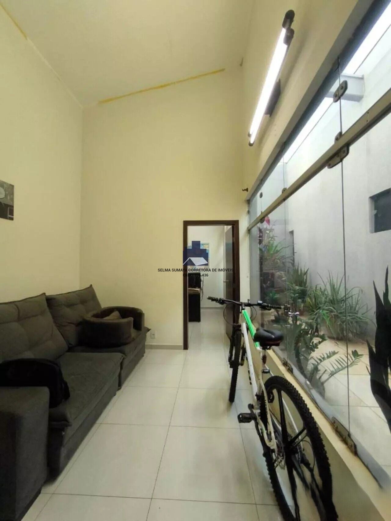 Casa com 3 quartos à venda, 320m² — foto 18 de 25