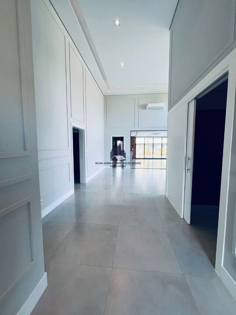 Casa de Condomínio com 3 quartos à venda, 255m² — foto 16 de 19