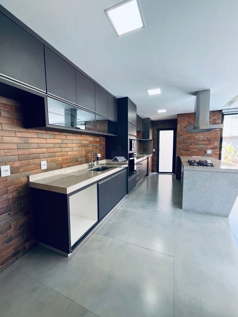 Casa de Condomínio com 3 quartos à venda, 255m² — foto 9 de 19