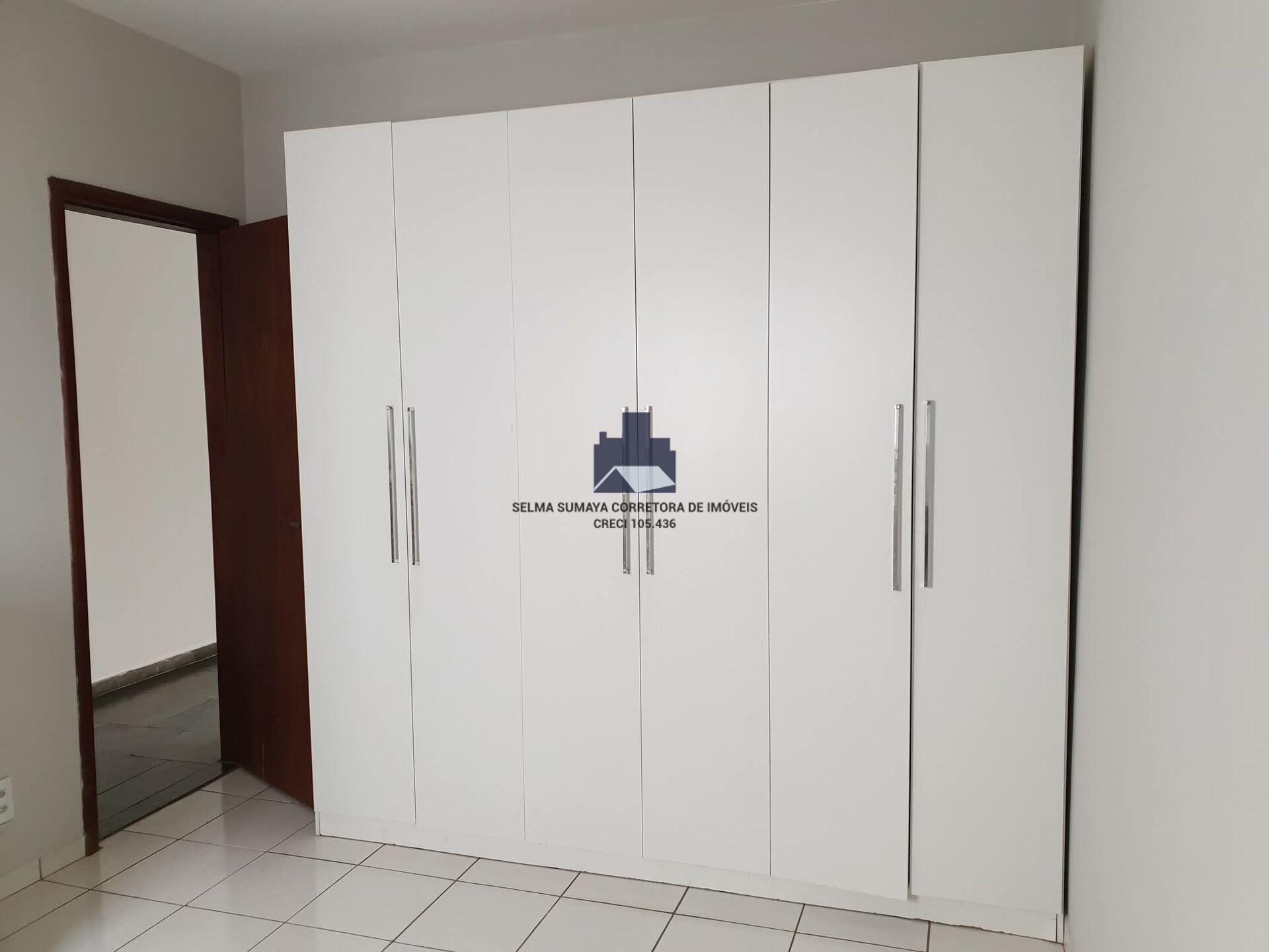 Apartamento com 2 quartos à venda, 70m² — foto 9 de 32