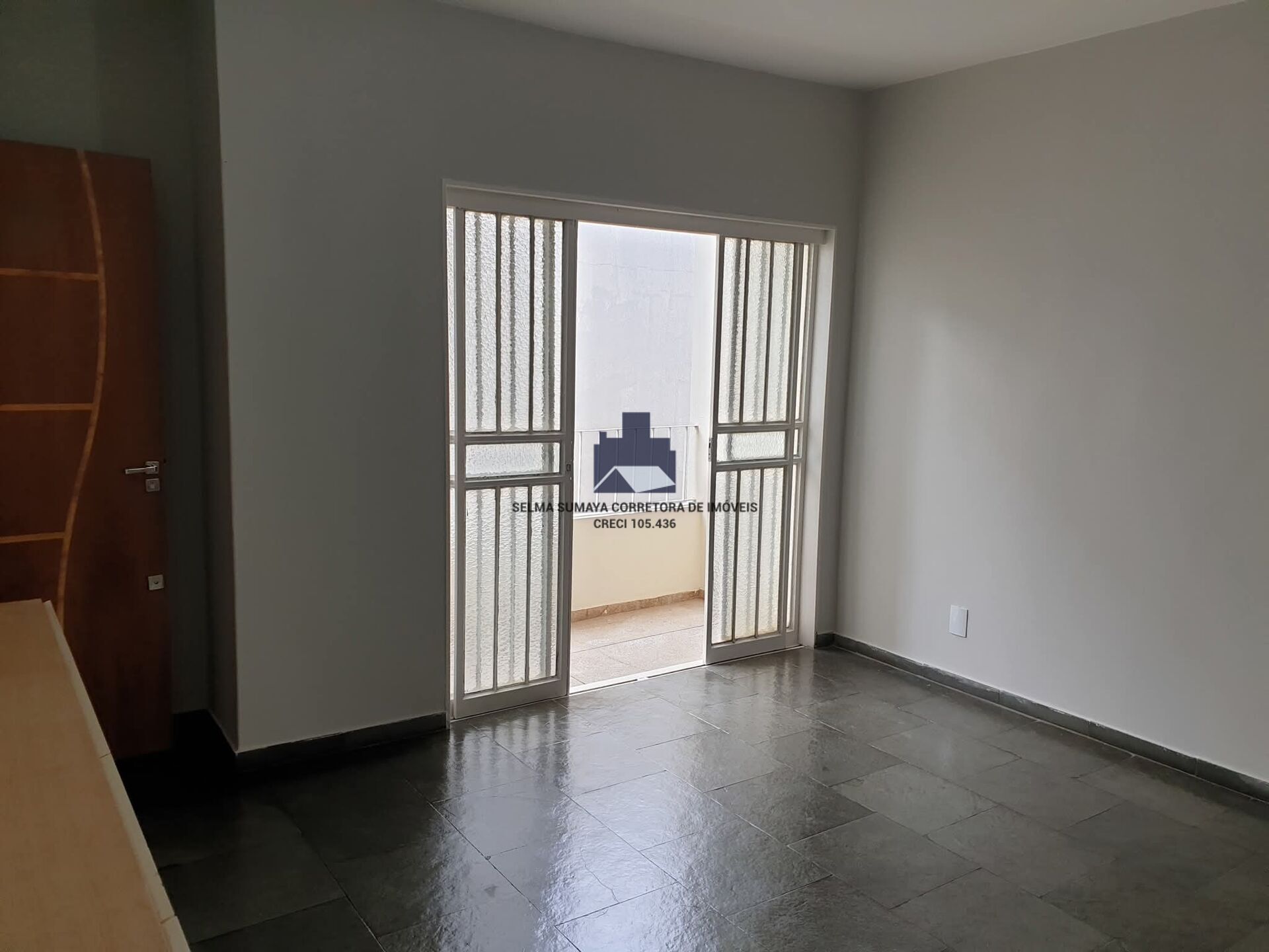 Apartamento com 2 quartos à venda, 70m² — foto 8 de 32
