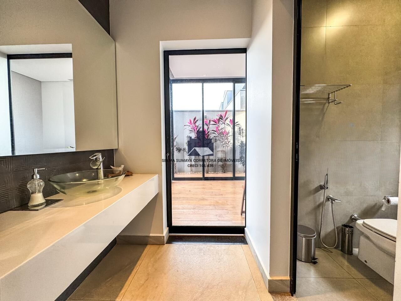 Casa de Condomínio com 3 quartos à venda, 294m² — foto 21 de 22