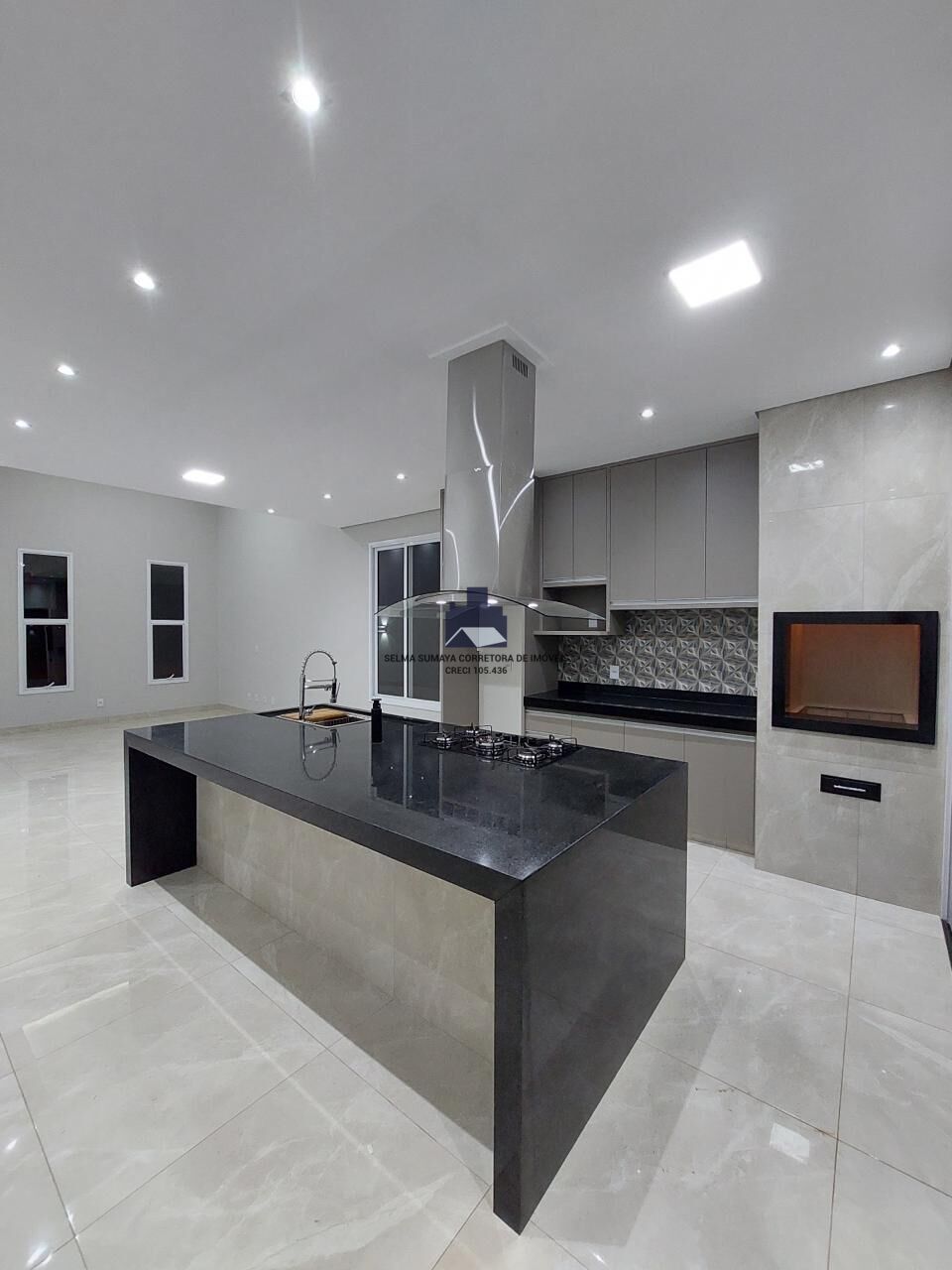 Casa de Condomínio com 3 quartos à venda, 150m² — foto 18 de 35