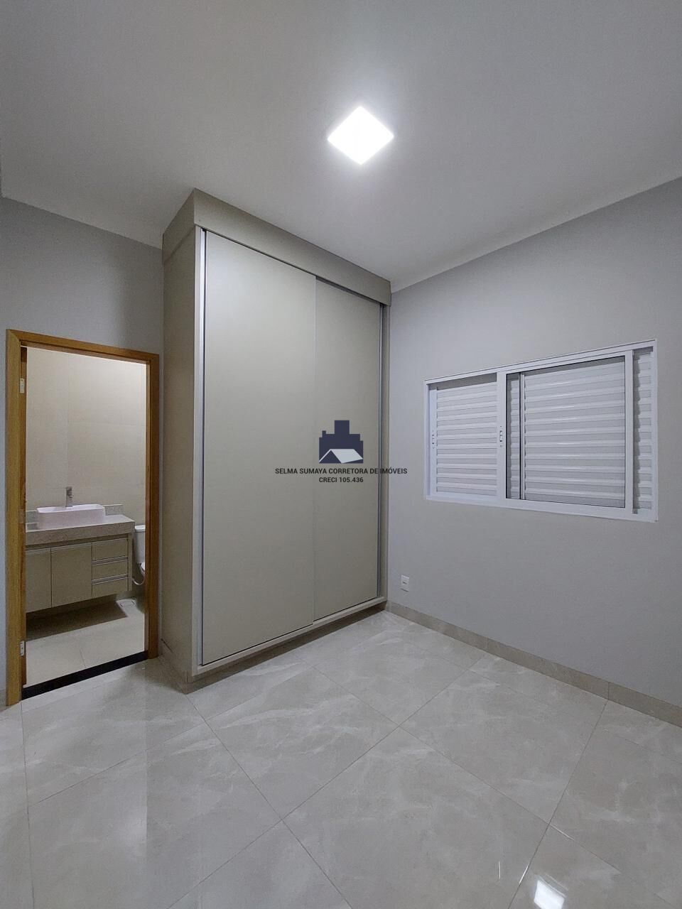 Casa de Condomínio com 3 quartos à venda, 150m² — foto 7 de 35