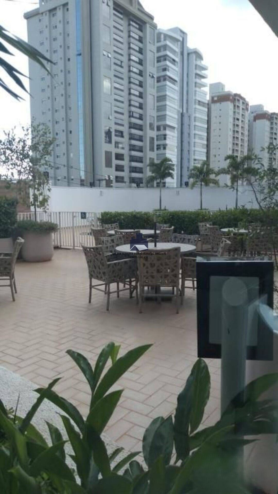 Apartamento com 3 quartos à venda, 130m² — foto 6 de 9