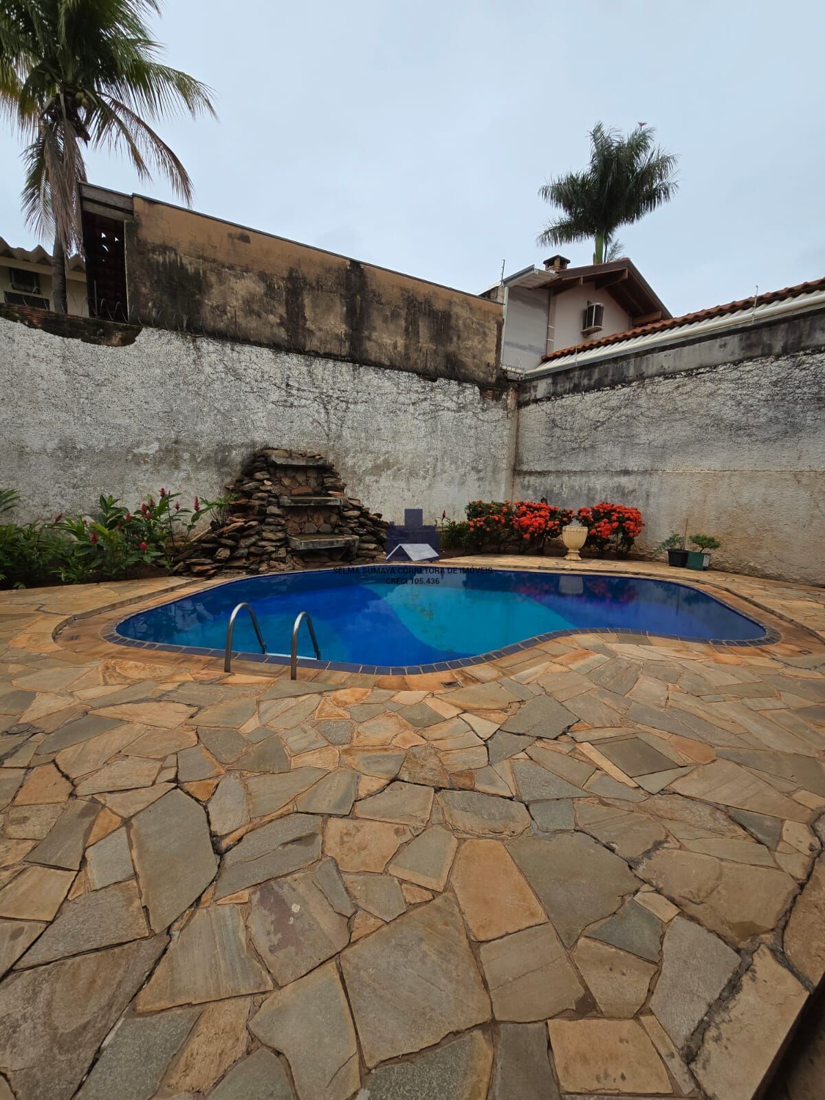 Casa com 4 quartos à venda, 772m² — foto 4 de 34