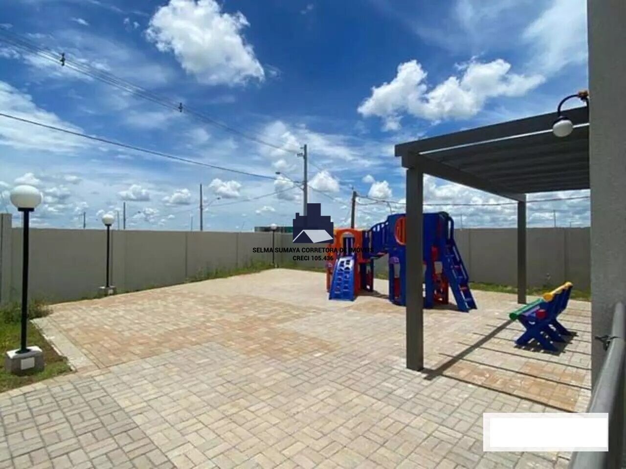Casa de Condomínio com 3 quartos à venda, 150m² — foto 17 de 19
