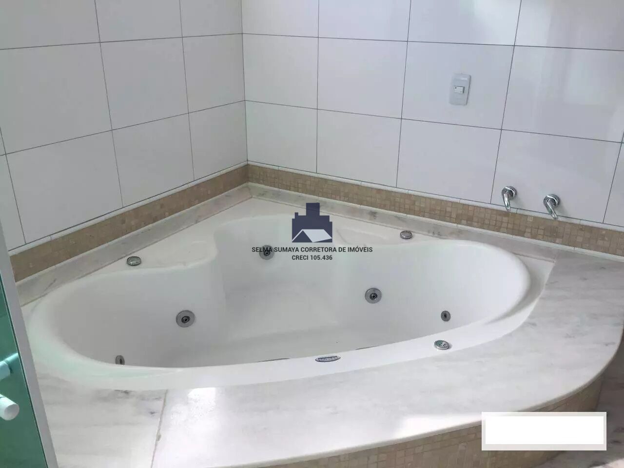 Casa de Condomínio com 4 quartos à venda, 405m² — foto 9 de 23