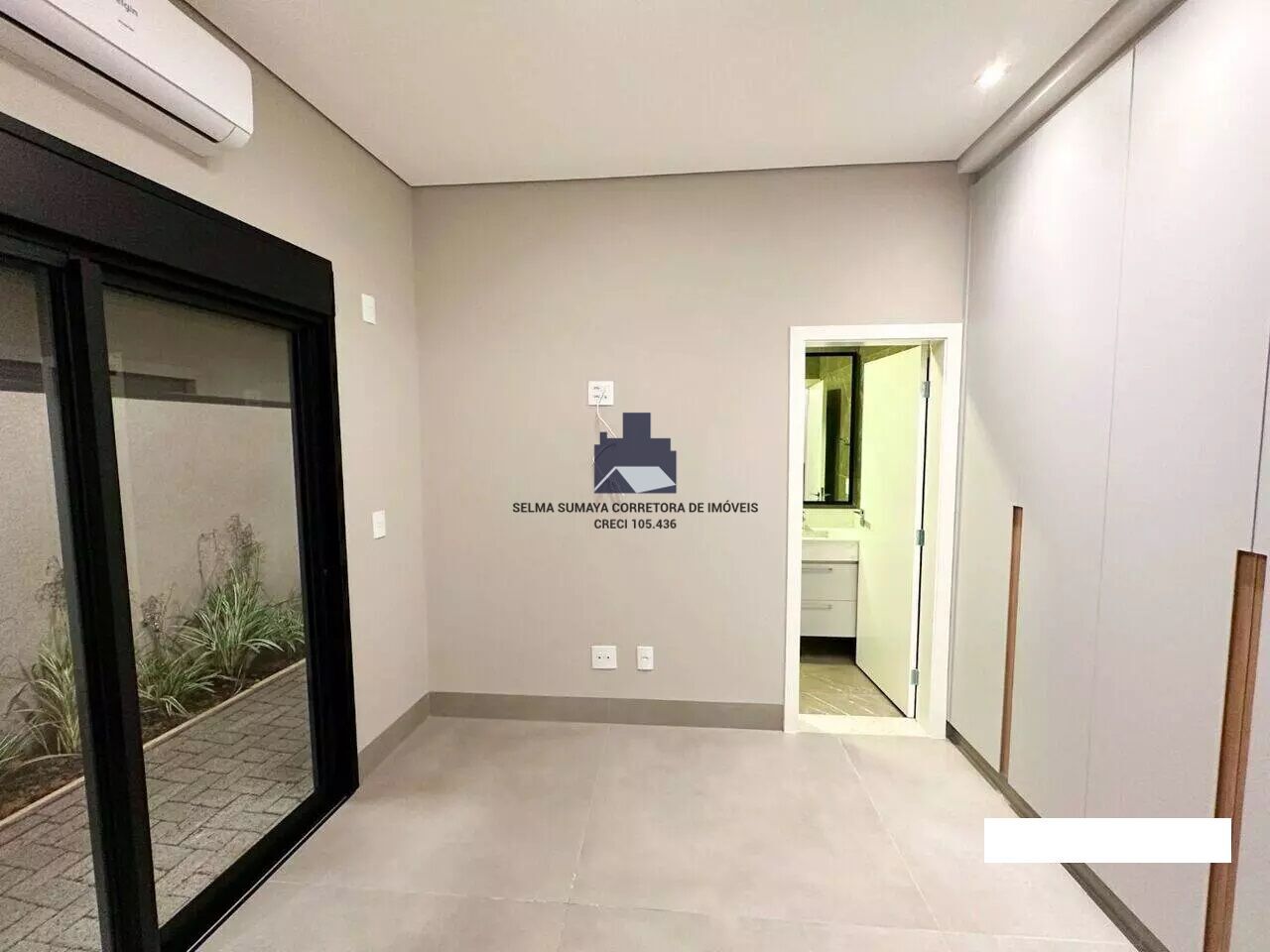 Casa de Condomínio com 3 quartos à venda, 256m² — foto 13 de 22