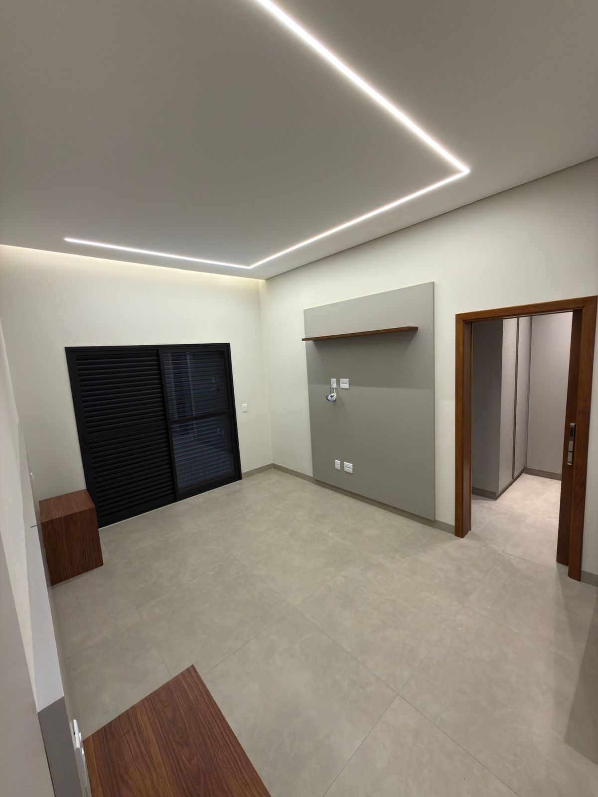 Casa de Condomínio com 3 quartos à venda, 205m² — foto 4 de 28