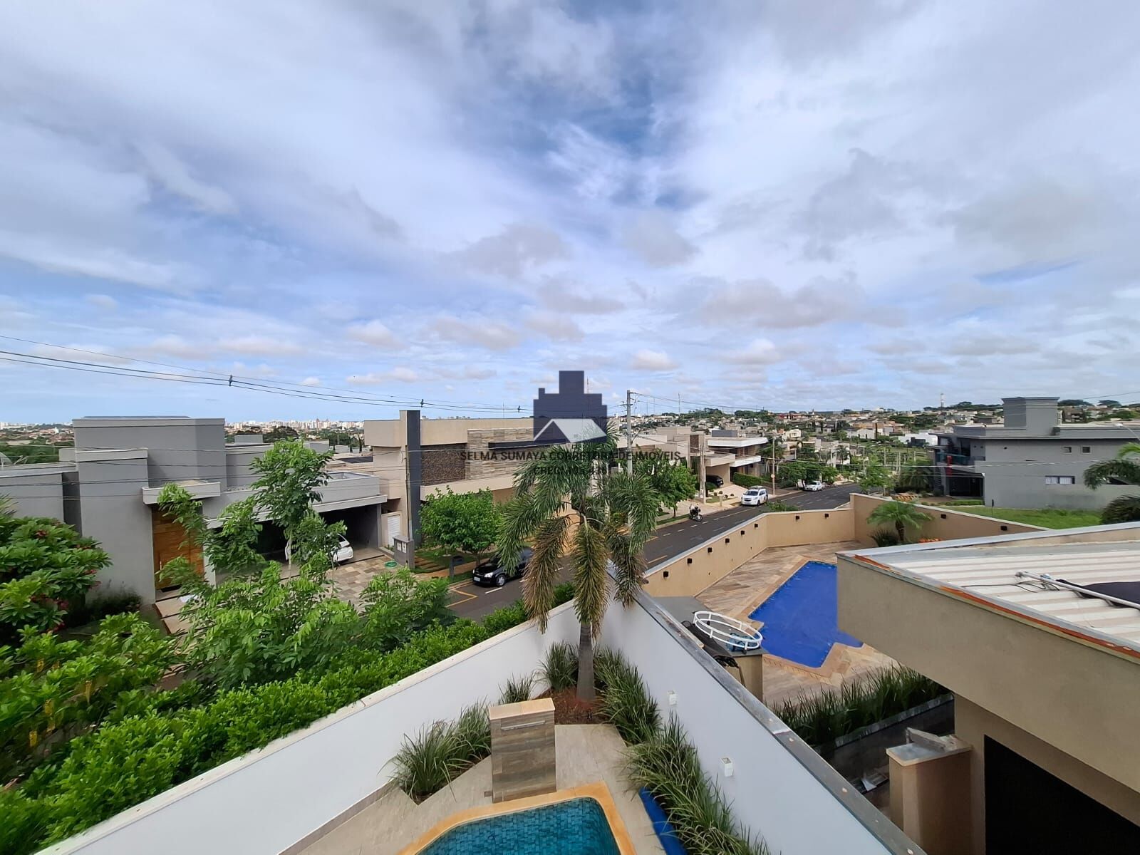 Casa de Condomínio com 3 quartos à venda, 355m² — foto 33 de 47