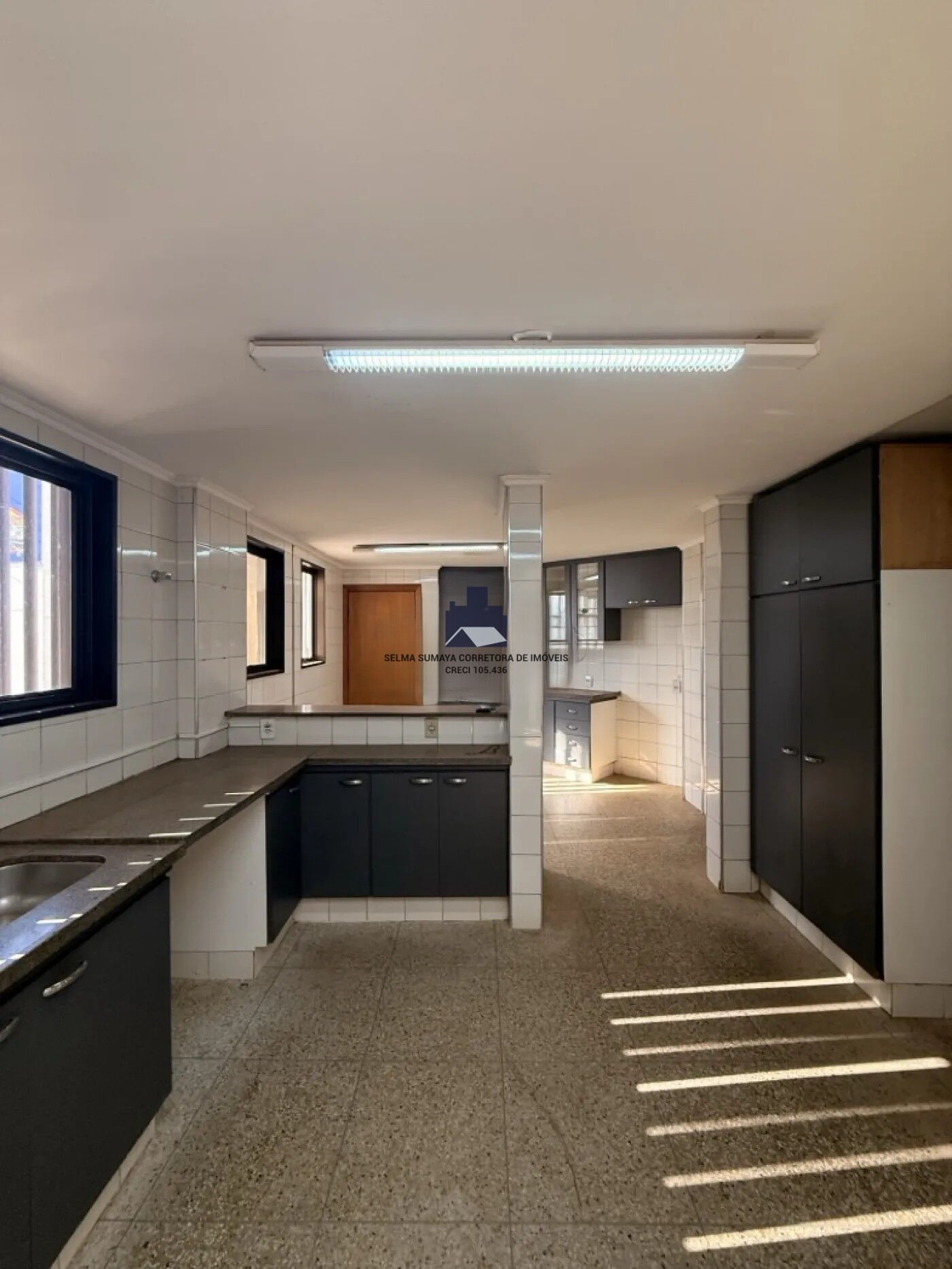 Apartamento com 5 quartos à venda, 360m² — foto 24 de 26