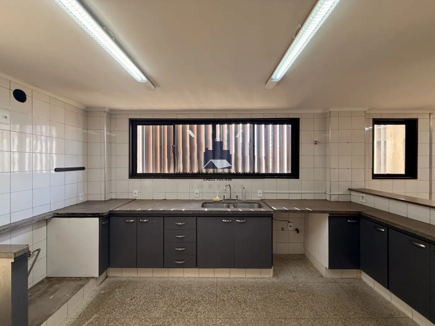 Apartamento com 5 quartos à venda, 360m² — foto 23 de 26