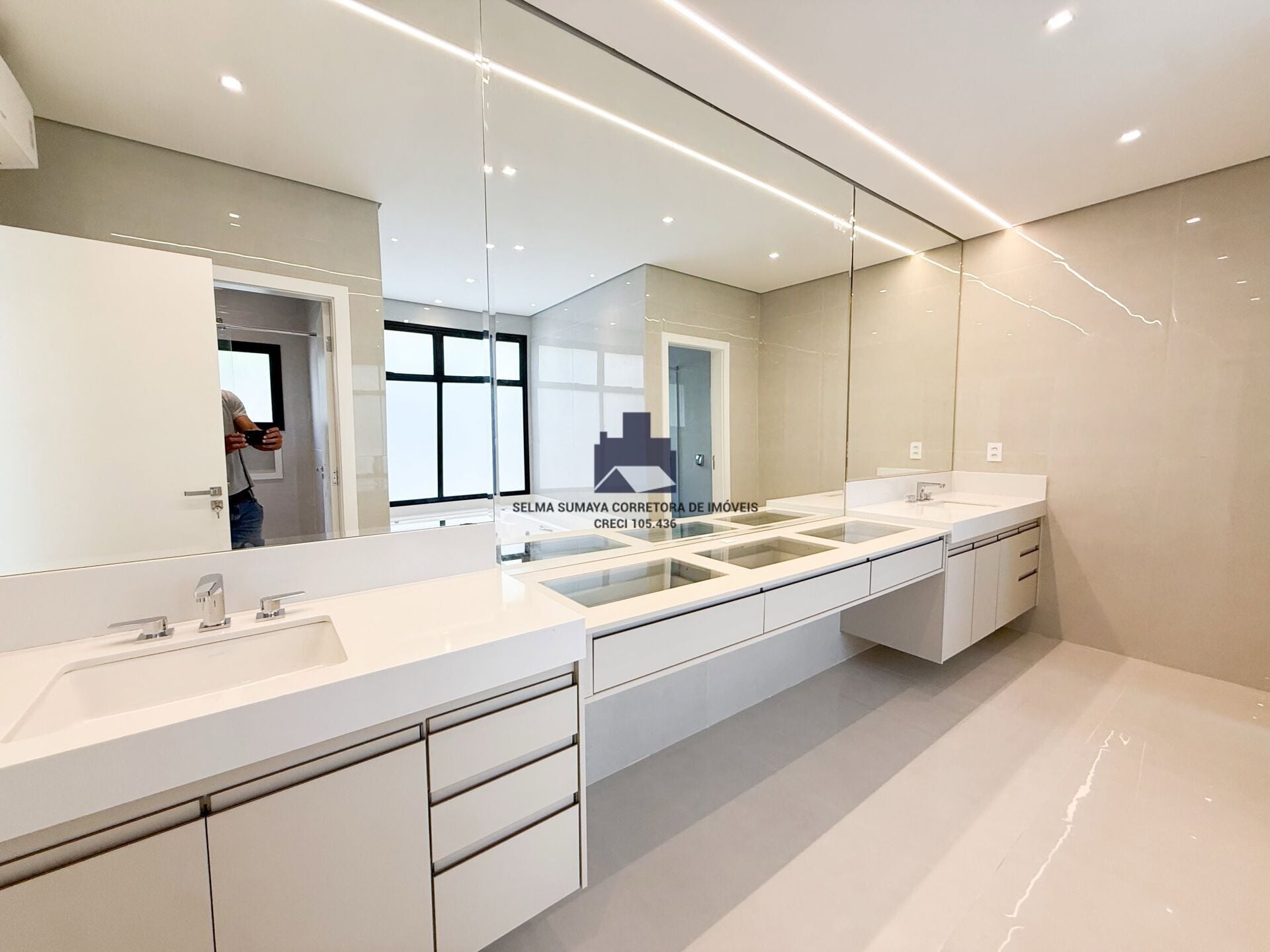 Casa de Condomínio com 4 quartos à venda, 380m² — foto 9 de 19