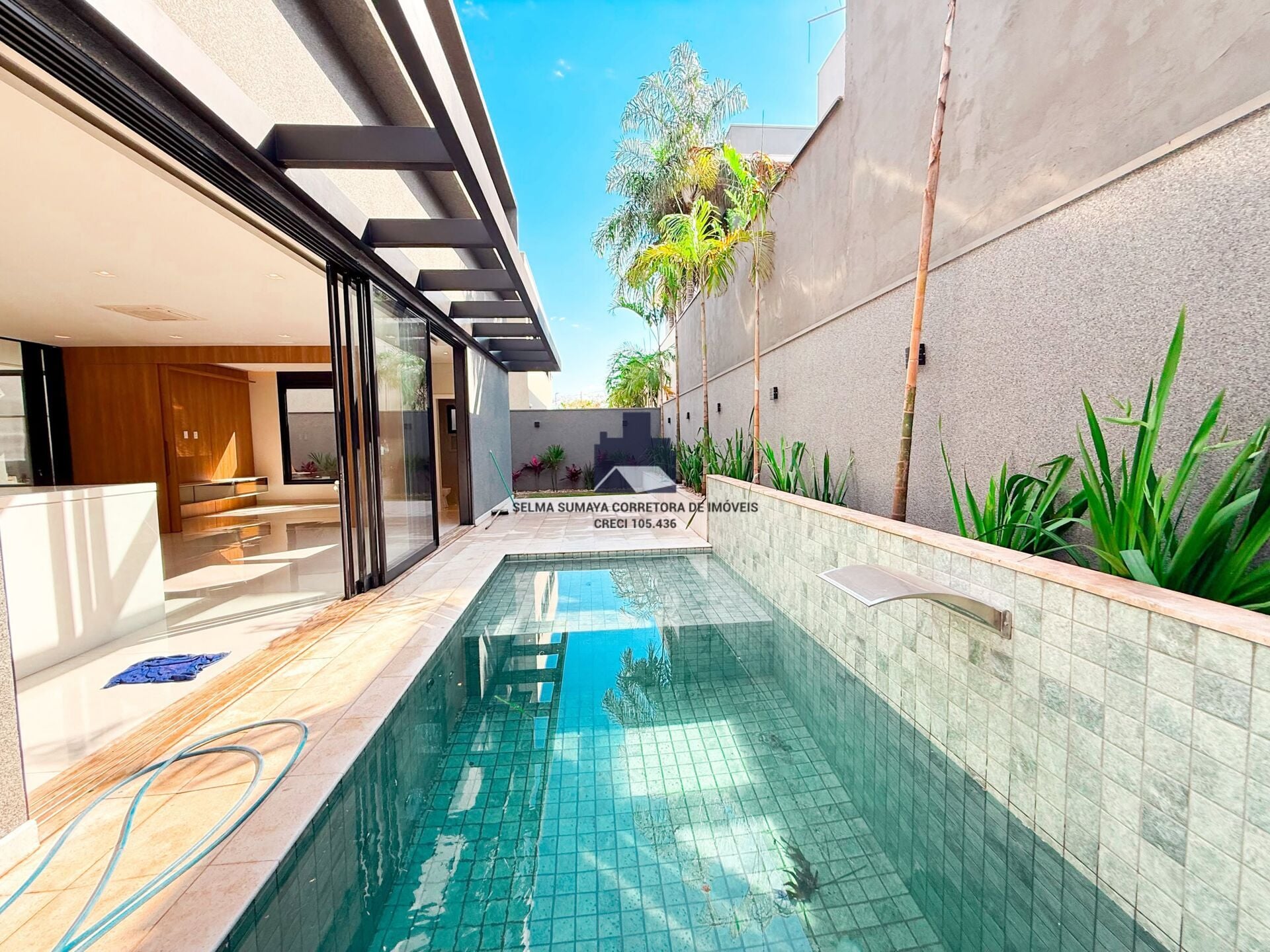 Casa de Condomínio com 4 quartos à venda, 380m² — foto 15 de 19
