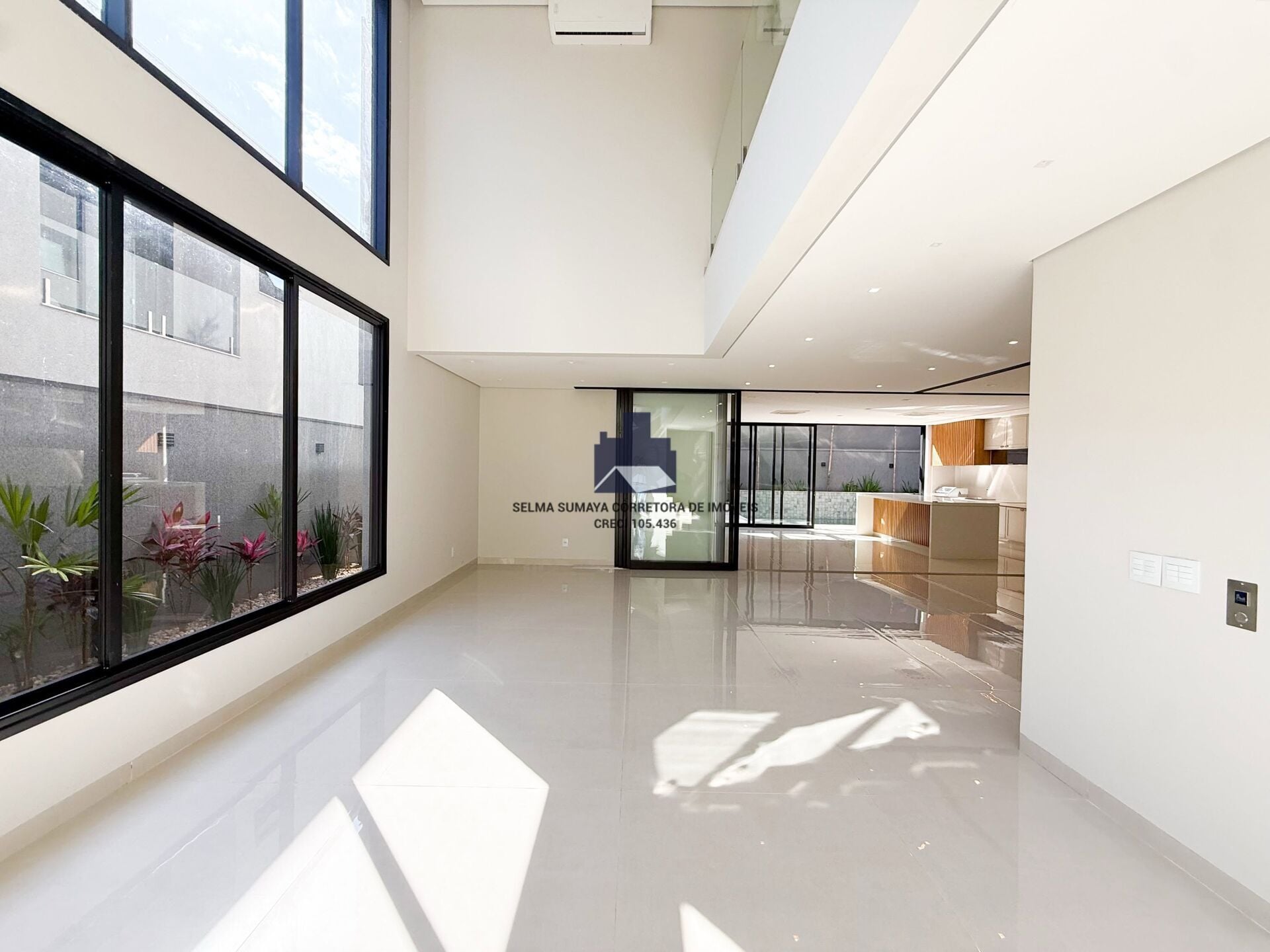 Casa de Condomínio com 4 quartos à venda, 380m² — foto 4 de 19