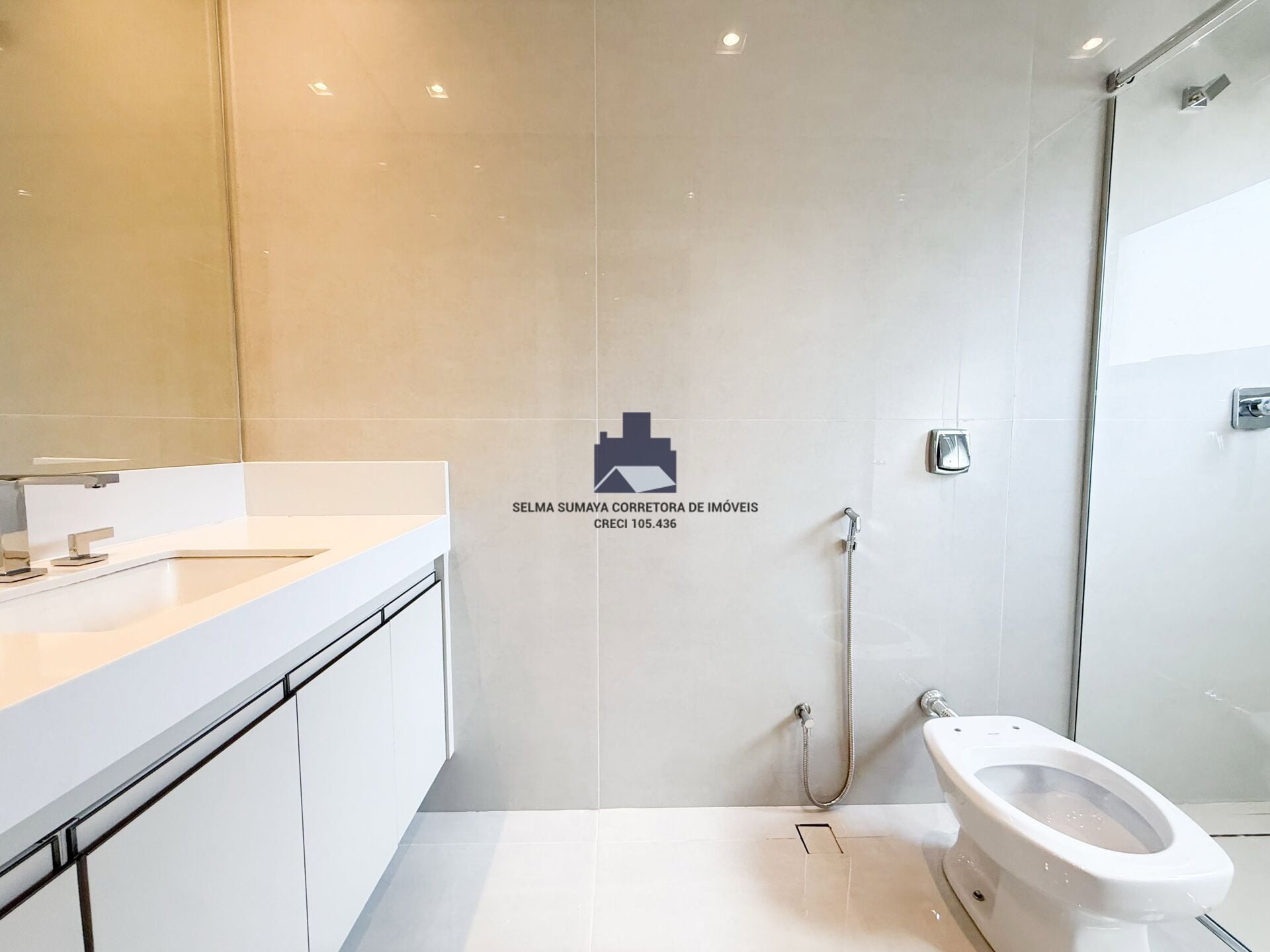 Casa de Condomínio com 4 quartos à venda, 380m² — foto 14 de 19