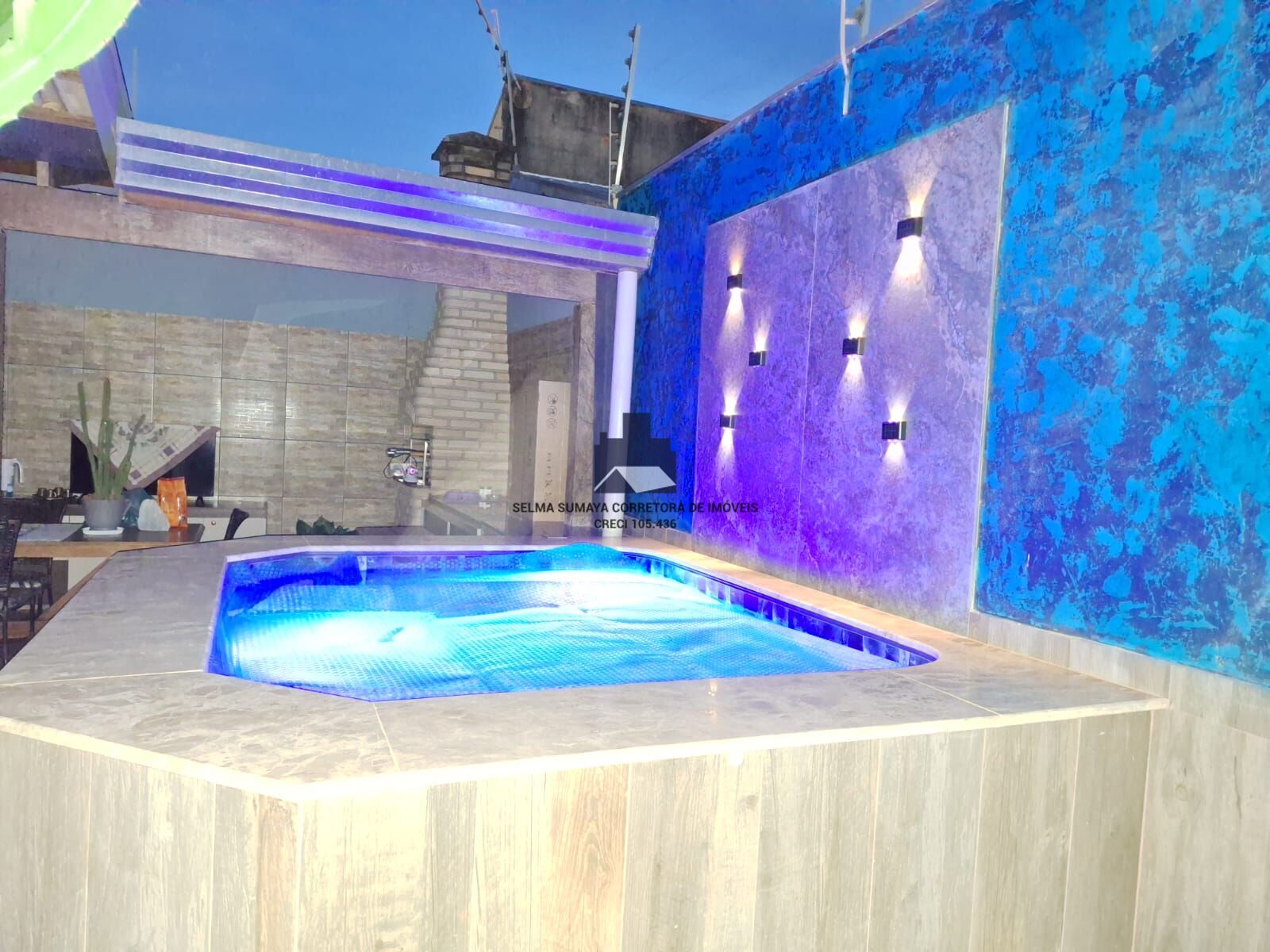 Casa com 3 quartos à venda, 129m² — foto 4 de 23