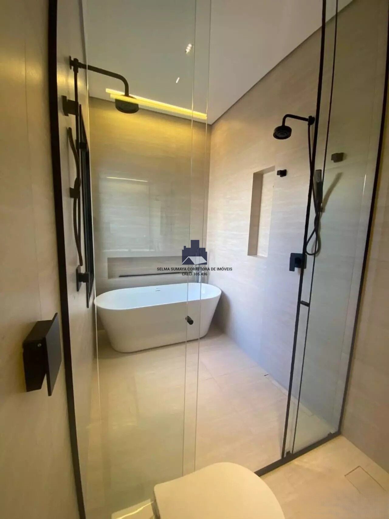 Casa de Condomínio com 3 quartos à venda, 200m² — foto 11 de 17