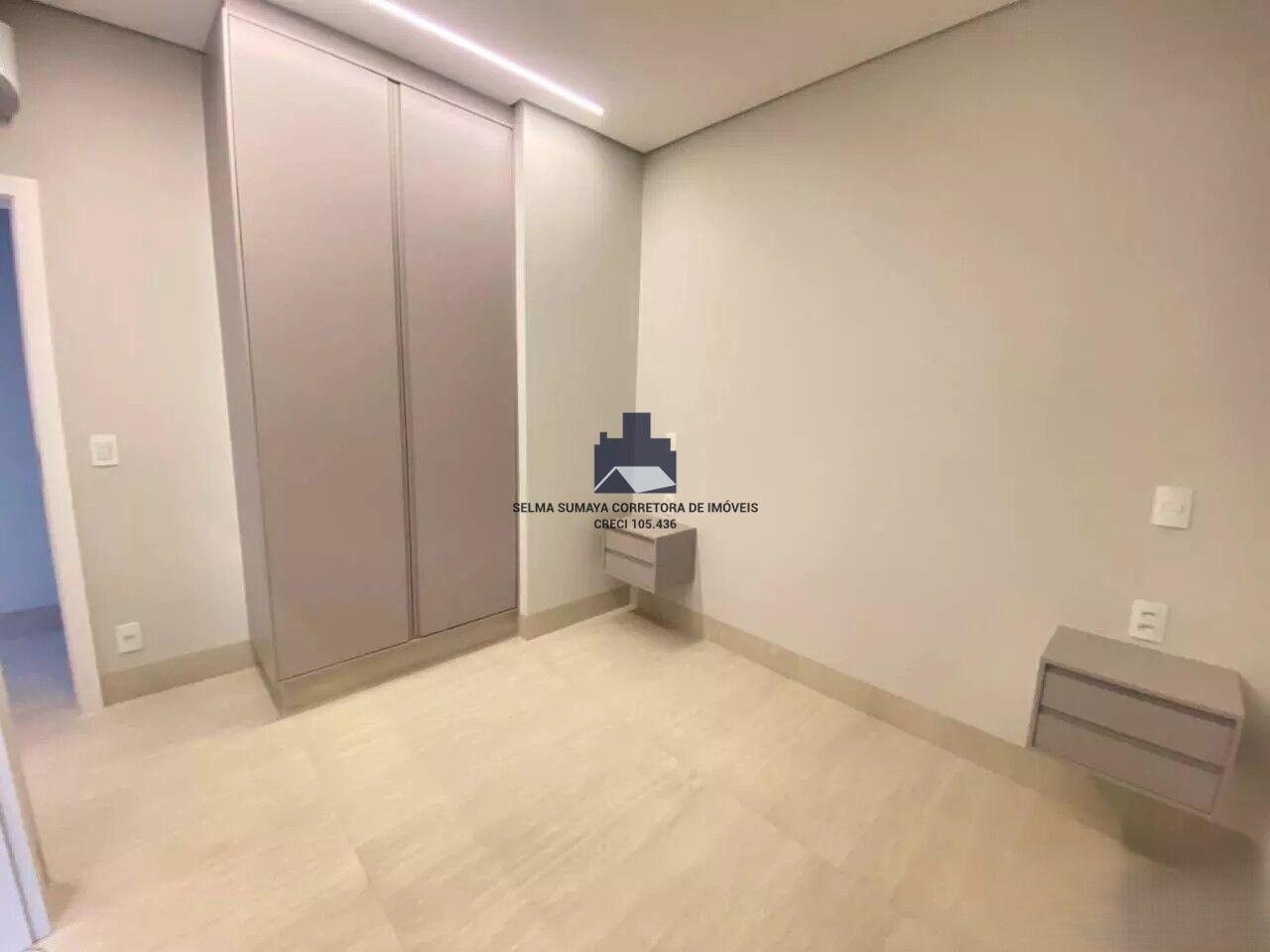 Casa de Condomínio com 3 quartos à venda, 200m² — foto 13 de 17