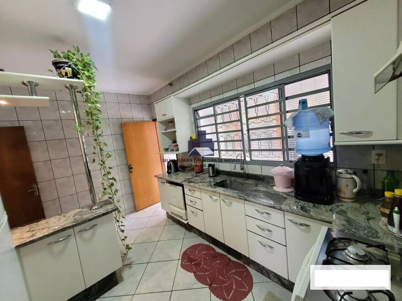 Casa com 3 quartos à venda, 208m² — foto 6 de 19
